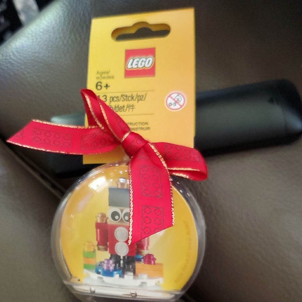 NWT LEGO 853907 Nutcracker Bauble Ornament